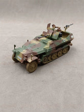 1/35 Half-track Self-propelled Anti-aircraft Gun Vehicle Painted Finished Model